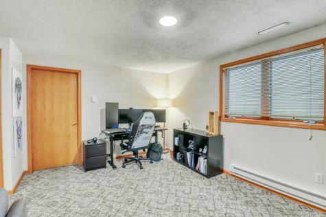 1109 4th Avenue E West Fargo ND 58078