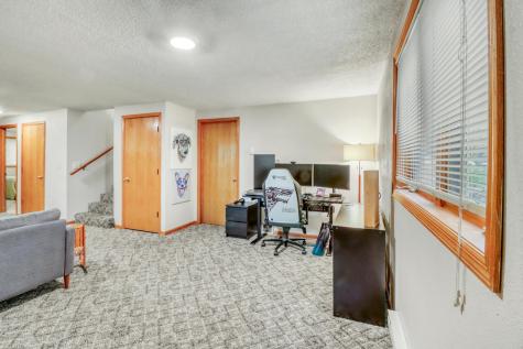1109 4th Avenue E West Fargo ND 58078