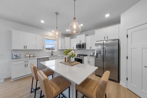 1083 Adamstown Drive Rosemount MN 55068