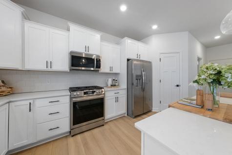 1083 Adamstown Drive Rosemount MN 55068