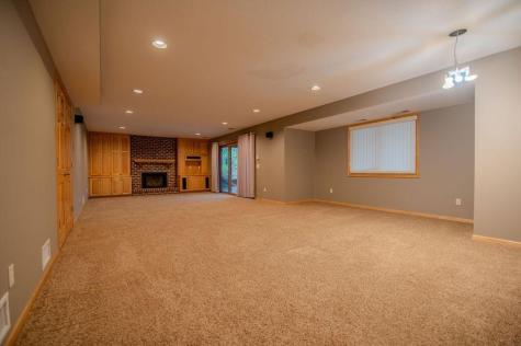 13856 Essex Trail Apple Valley MN 55124