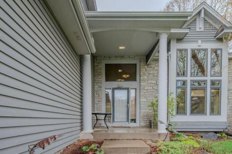 13856 Essex Trail Apple Valley MN 55124