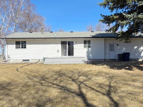 2713 4th Avenue S Moorhead MN 56560