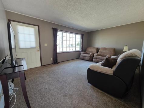 2713 4th Avenue S Moorhead MN 56560