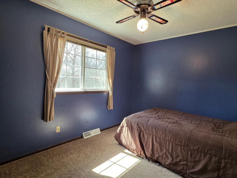 2713 4th Avenue S Moorhead MN 56560