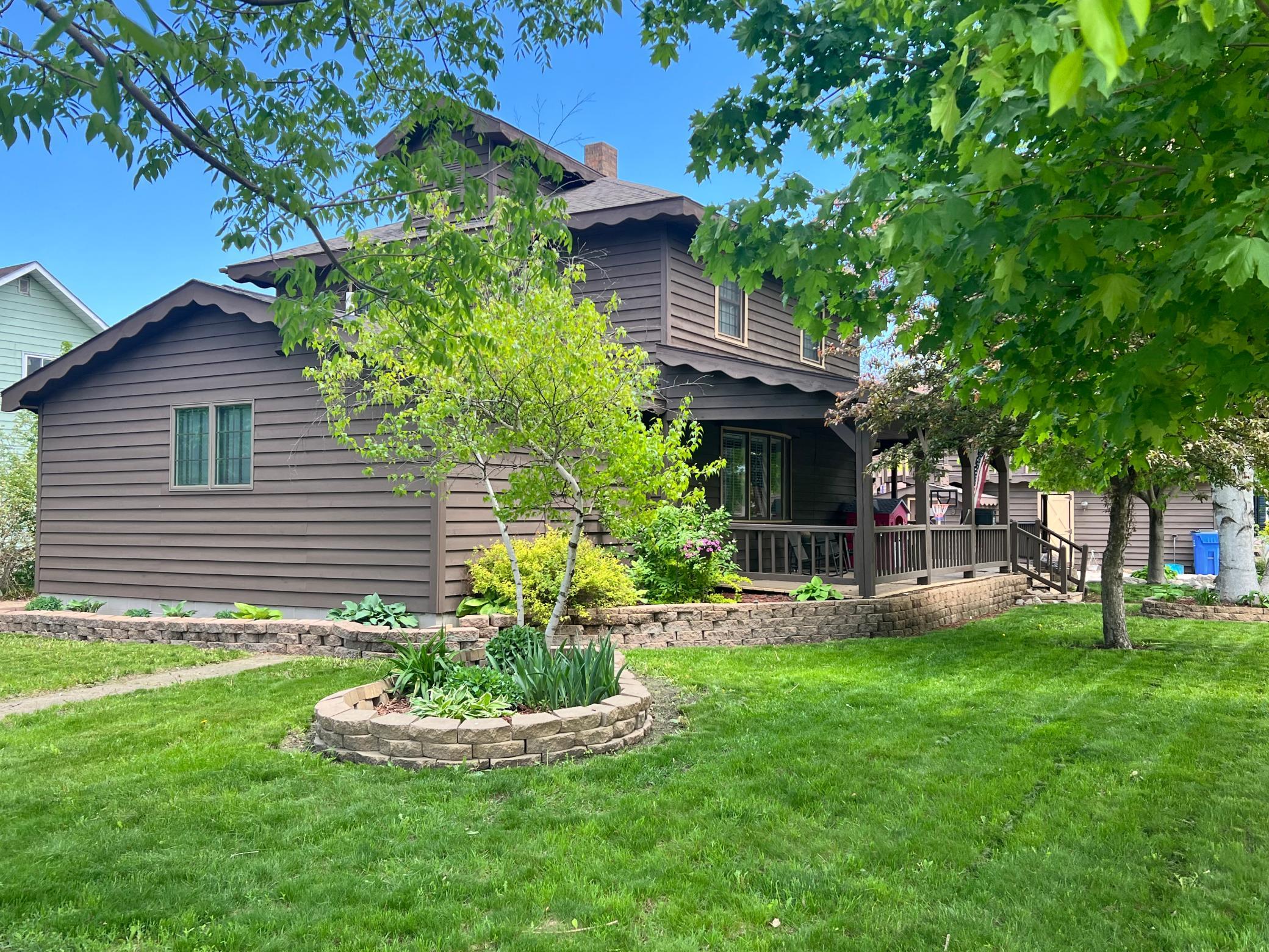 806 1st Avenue Madison MN 56256