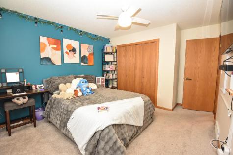 3016 23rd Avenue S Fargo ND 58103