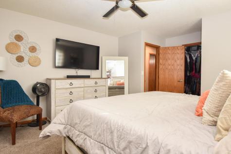 3016 23rd Avenue S Fargo ND 58103