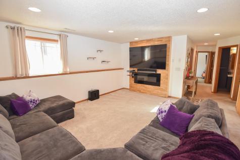 3016 23rd Avenue S Fargo ND 58103