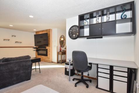 3016 23rd Avenue S Fargo ND 58103