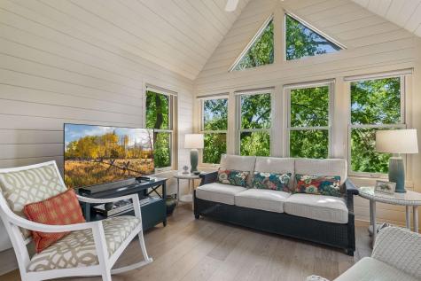 2228 Sherwood Court Minnetonka MN 55305
