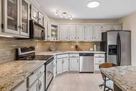 2228 Sherwood Court Minnetonka MN 55305