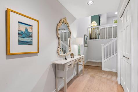 2228 Sherwood Court Minnetonka MN 55305