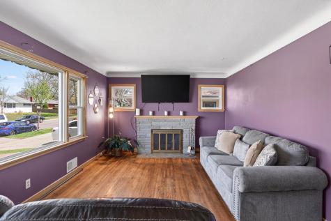 1700 Cottage Avenue E Saint Paul MN 55106