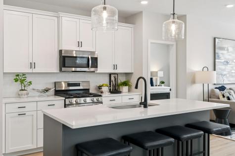 12439 Drayton Trail Apple Valley MN 55124