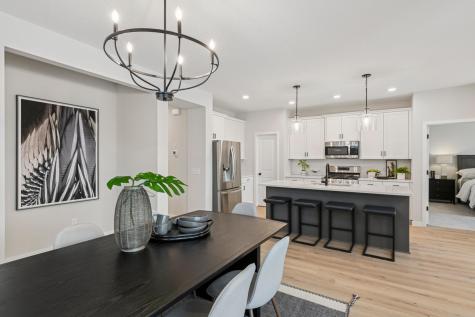 12439 Drayton Trail Apple Valley MN 55124