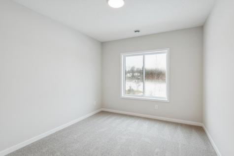12439 Drayton Trail Apple Valley MN 55124