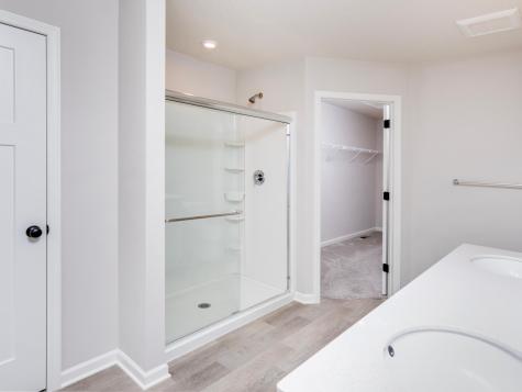2217 Gateway Hill Road North Saint Paul MN 55109