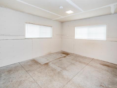 2217 Gateway Hill Road North Saint Paul MN 55109