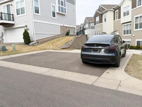 2217 Gateway Hill Road North Saint Paul MN 55109