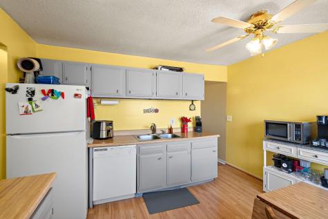 418 Dorland Place Maplewood MN 55119