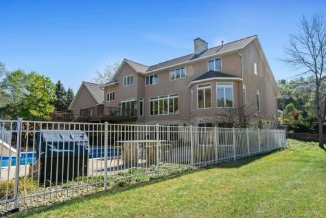 2345 S Oak Drive Red Wing MN 55066