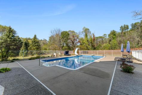 2345 S Oak Drive Red Wing MN 55066