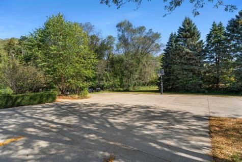 2345 S Oak Drive Red Wing MN 55066