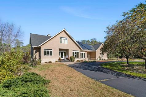 2345 S Oak Drive Red Wing MN 55066