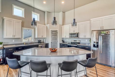 442 Hampton Drive W Moorhead MN 56560