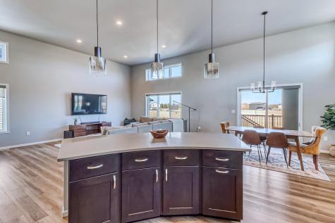 442 Hampton Drive W Moorhead MN 56560