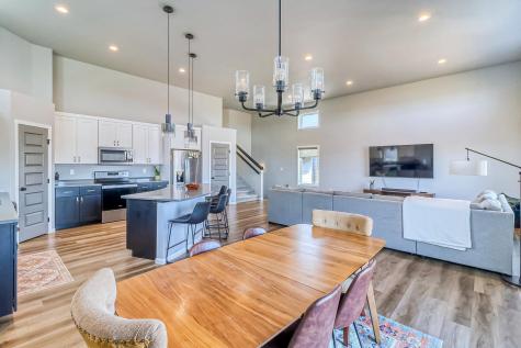 442 Hampton Drive W Moorhead MN 56560