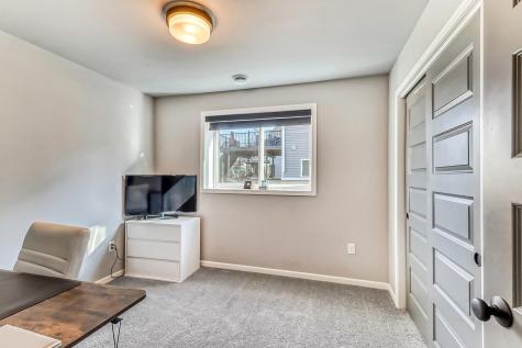 442 Hampton Drive W Moorhead MN 56560