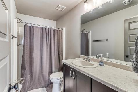 442 Hampton Drive W Moorhead MN 56560