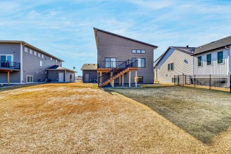 442 Hampton Drive W Moorhead MN 56560