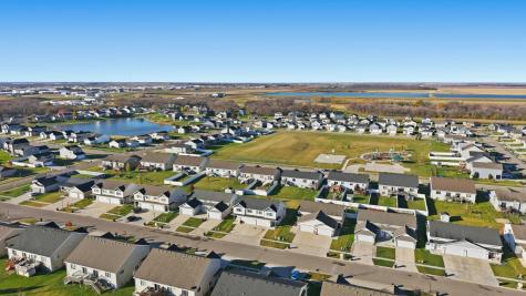 1326 4th Street NW West Fargo ND 58078
