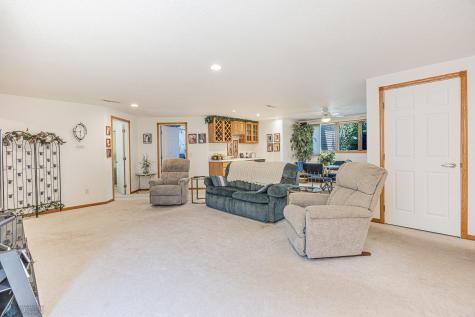 17123 Lakeview Lane Audubon MN 56511