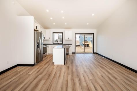 6729 67 Avenue S Horace ND 58047