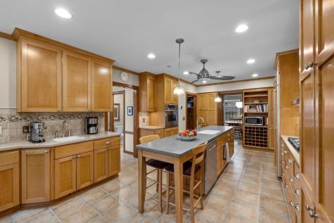 3942 Willmatt Hill Minnetonka MN 55305