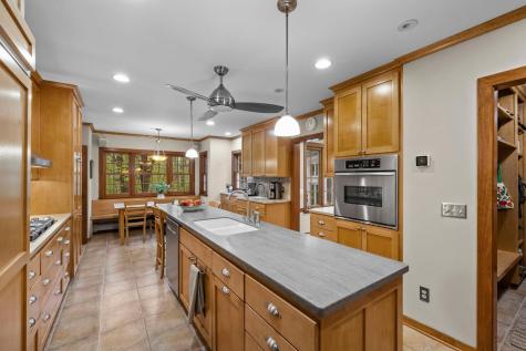 3942 Willmatt Hill Minnetonka MN 55305