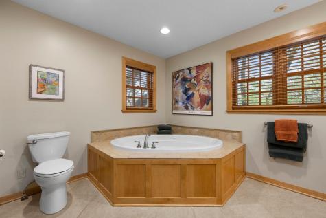 3942 Willmatt Hill Minnetonka MN 55305