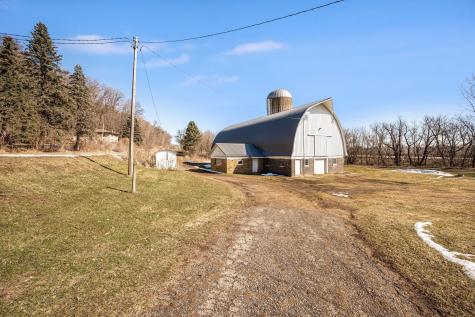 48050 Old River Bluff Road Saint Peter MN 56082