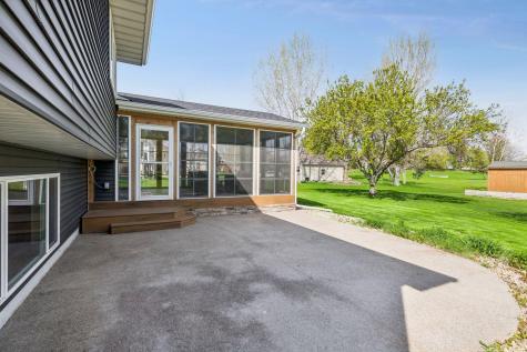 1274 Parkside Lane Waconia MN 55387