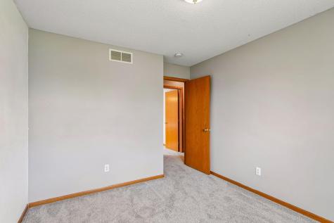 1274 Parkside Lane Waconia MN 55387