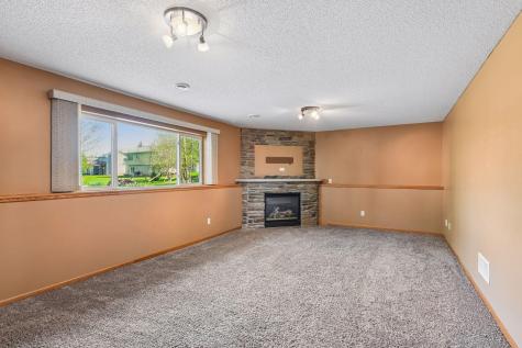 1274 Parkside Lane Waconia MN 55387