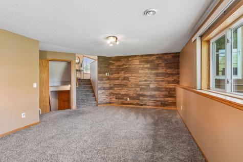 1274 Parkside Lane Waconia MN 55387