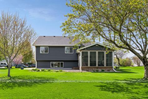1274 Parkside Lane Waconia MN 55387