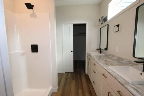 1005 8th Avenue NE Perham MN 56573