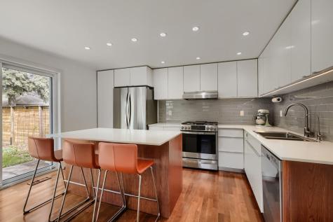 1310 Washington Street NE Minneapolis MN 55413