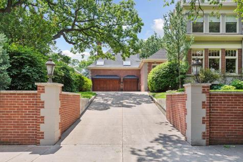 1721 Mount Curve Avenue Minneapolis MN 55403